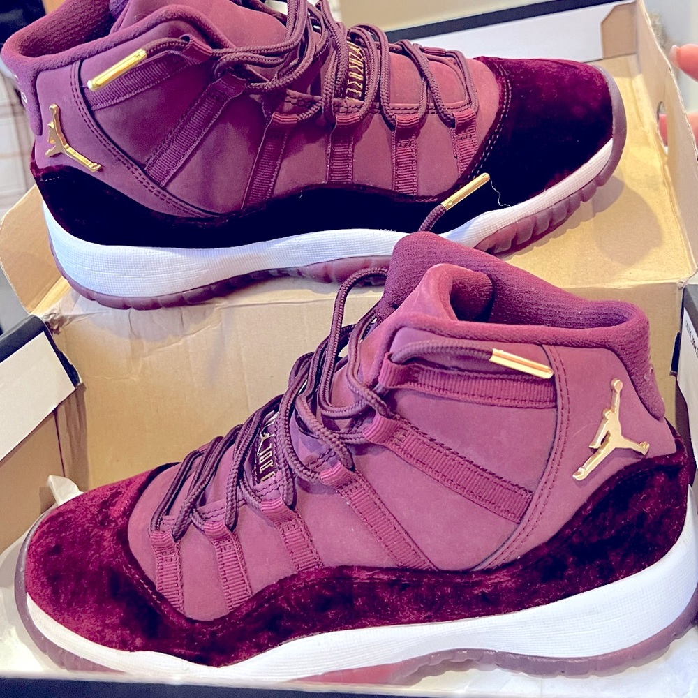 Air Jordan Heiress Velvet 11’s